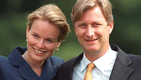 Stolte forældre til deres fjerde barn - prinsesse Mathilde og kronprins Philippe af Belgien.
