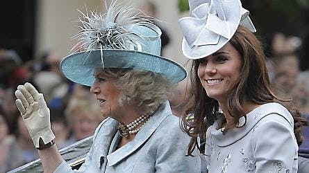 Hertuginde Catherine af Cambridge og hertuginde Camilla af Cornwall