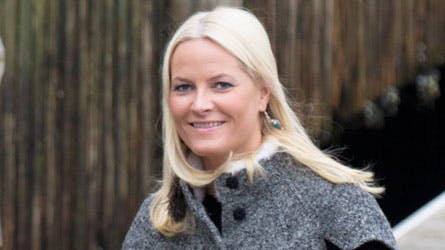 Kronprinsesse Mette-Marit genbruger oftere og oftere sit tøj. Noget kronprinsesse Mary gør i stor stil