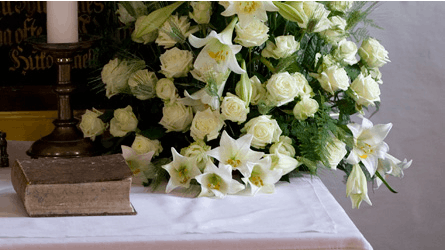 Udsnit af tidligere blomsterudsmykning i Møgeltøndder kirke.