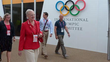 En særdeles veloplagt dronning Margethe besøgte onsdag de danske atleter