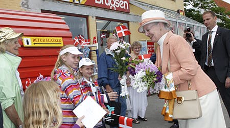 Er der en alarm i dronning Margrethes håndtaske?