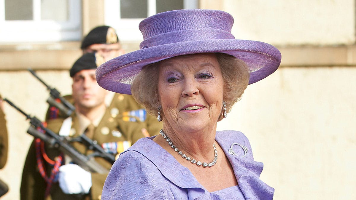 Dronning Beatrix bliver efter 30. april tituleret som prinsesse.