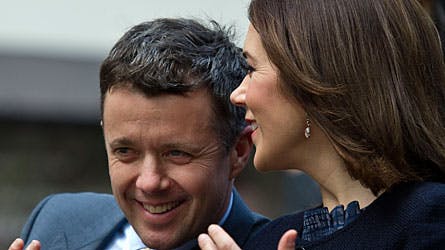 Kronprins Frederik og kronprinsesse Mary får også tid til hinanden under rejsen til Hongkong.