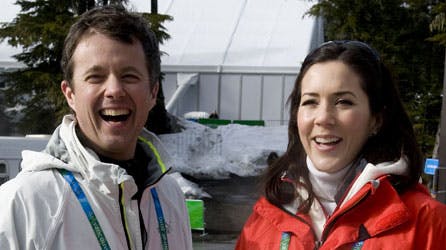 Der var højt humør da BILLED-BLADET mødte kronprinsparret i Vancouver.