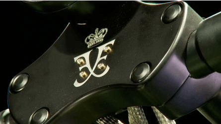 Her er en af detaljerne på kronprins Frederiks nye motorcykel.