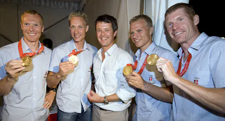 Kronprins Frederik festede med guldfireren | BILLED-BLADET
