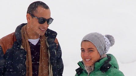 Alex Delhal og prinsesse Charlotte Casiraghi ser lykkelige ud på ferien i Østrig.