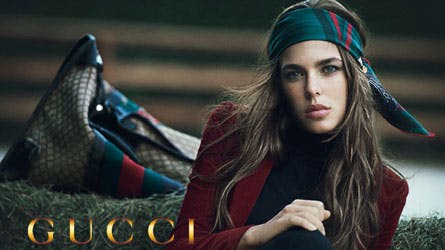 Det første billede af Charlotte Casiraghi som model for Gucci.