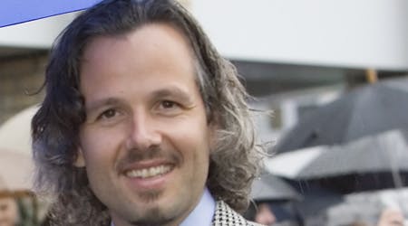 Ari Behn vil vise, at han bare er et menneske.