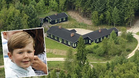 Prins Christian var hovedpersonen om lørdagen i jagthytten i Trend, hvor han fyldte seks år. Christians fødselsdag er flere gange tidligere blevet fejret i hytten.