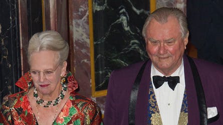 Dronning Margethe og prins Henrik på Fredensborg slot efter koncerten.