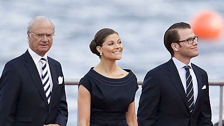 Kong Carl Gustaf, kronprinsesse Victoria og Daniel