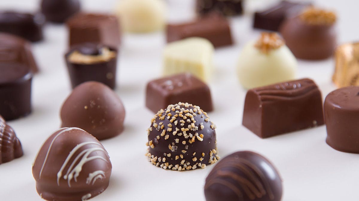 https://imgix.billedbladet.dk/media/billedbladet/livsstil/2013/livsstil-slik-chokolade-aop.jpg
