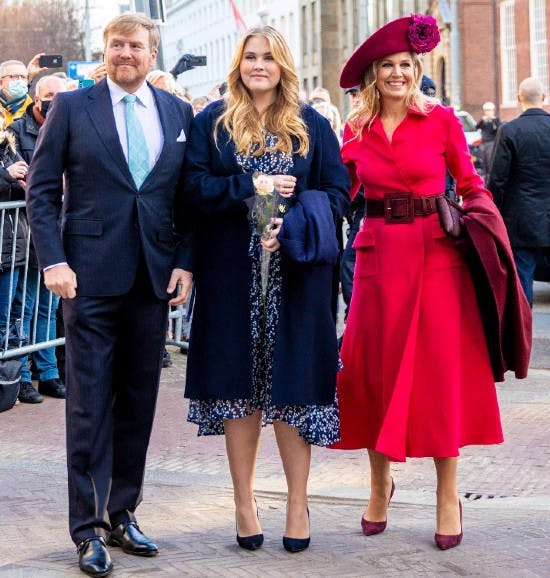Kong Willem-Alexander og dronning Maxima med prinsesse Amalia