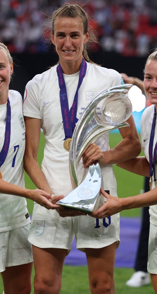 Jill Scott med EM-pokal og medalje