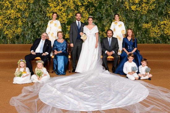Kong Konstantin og dronning Anne-Marie, Philippos og Nina samt Thomas Flohr og Katharina Konecny samt brudebørn