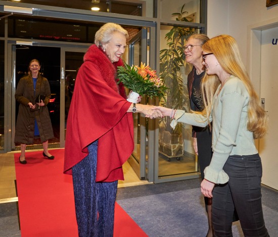 Benedikte Hyggede Sig I Godt Selskab Til Herlig Fest I Roklubben ...