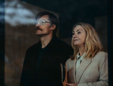 https://imgix.billedbladet.dk/still_12.jpg