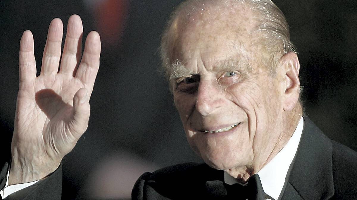 Prins Philip udskrevet fra hospitalet