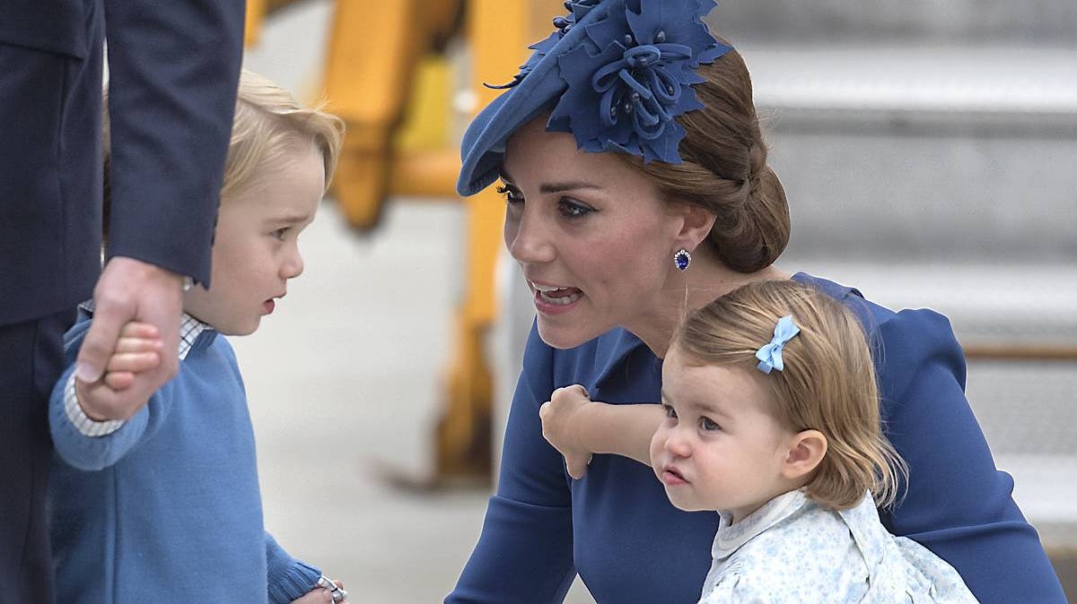 Prinsesse Charlotte, prins George, prins William og hertuginde Catherine