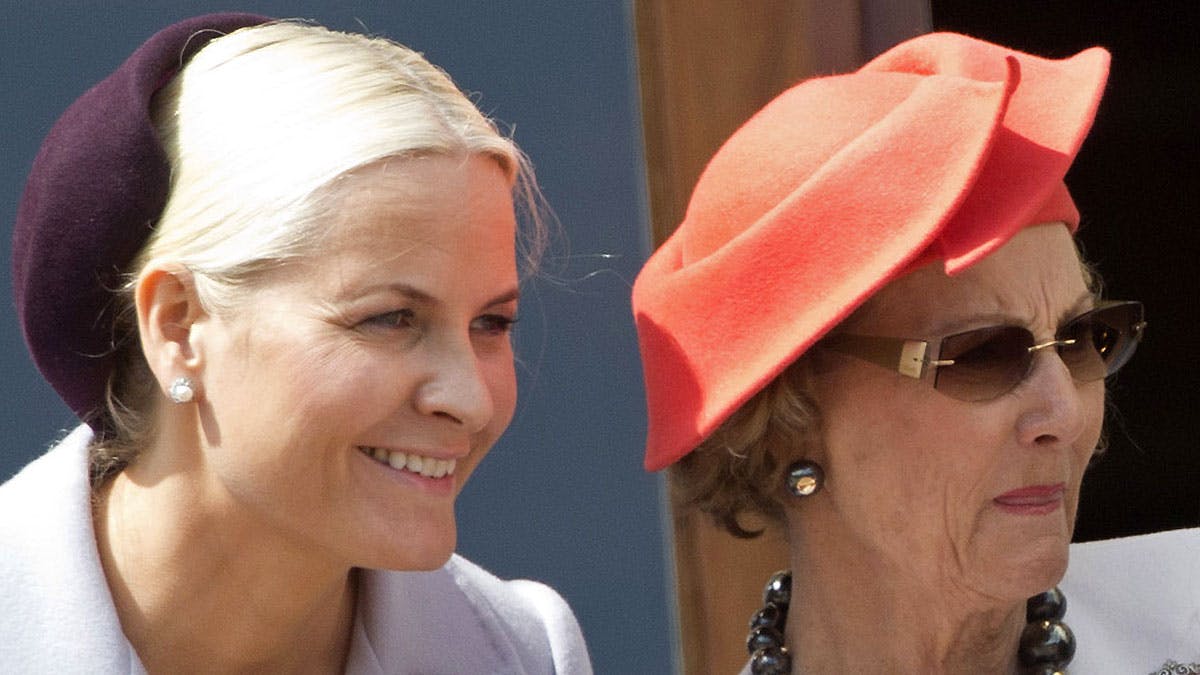 Kronprinsesse Mette-Marit roser sin svigermor dronning Sonja for at have opdraget sønnen kronprins Haakon godt