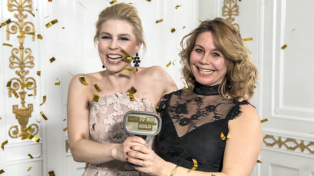 9 FUNKLENDE FESTKJOLER: Se billederne fra TV-GULD-festen | BILLED-BLADET