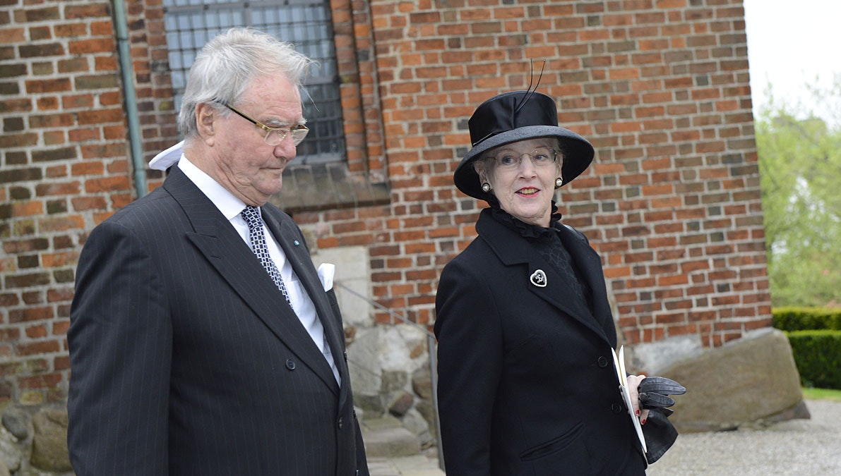 Dronning Margrethe og prinsgemalen til greve Christians begravelse