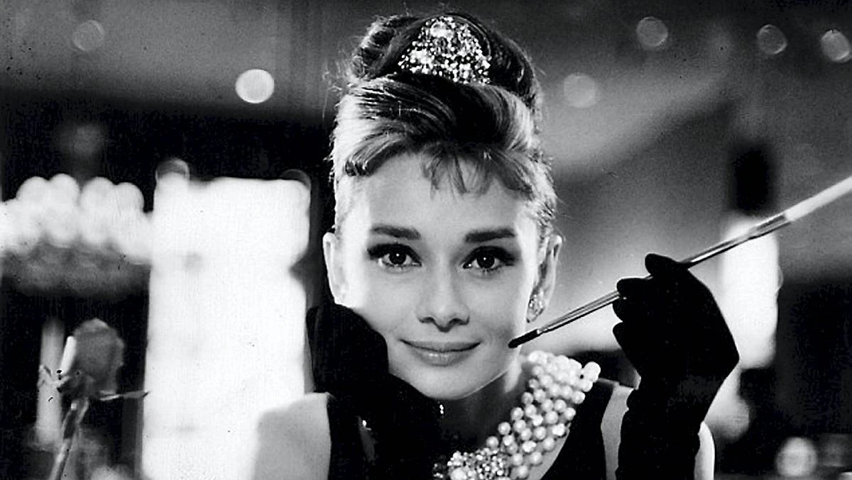 Audrey Hepburn - Nyheder, billeder og video | Billed-Bladet