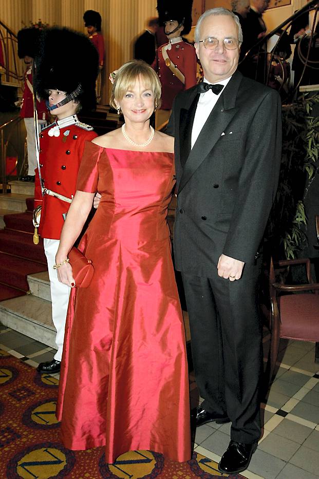 Pia Kjærsgaard og Henrik Thorup fejrede guldbryllup fra morgenstunden | BILLED-BLADET