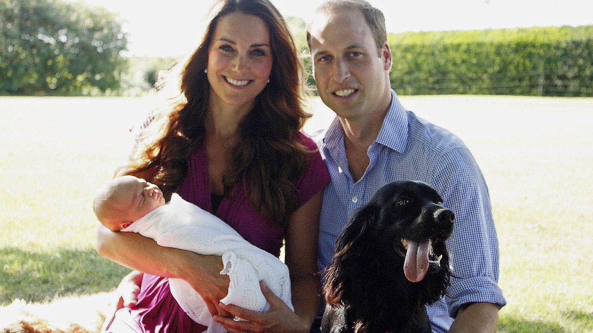 Hertuginde Catherine af Cambridge i budgetvenlig kjole
