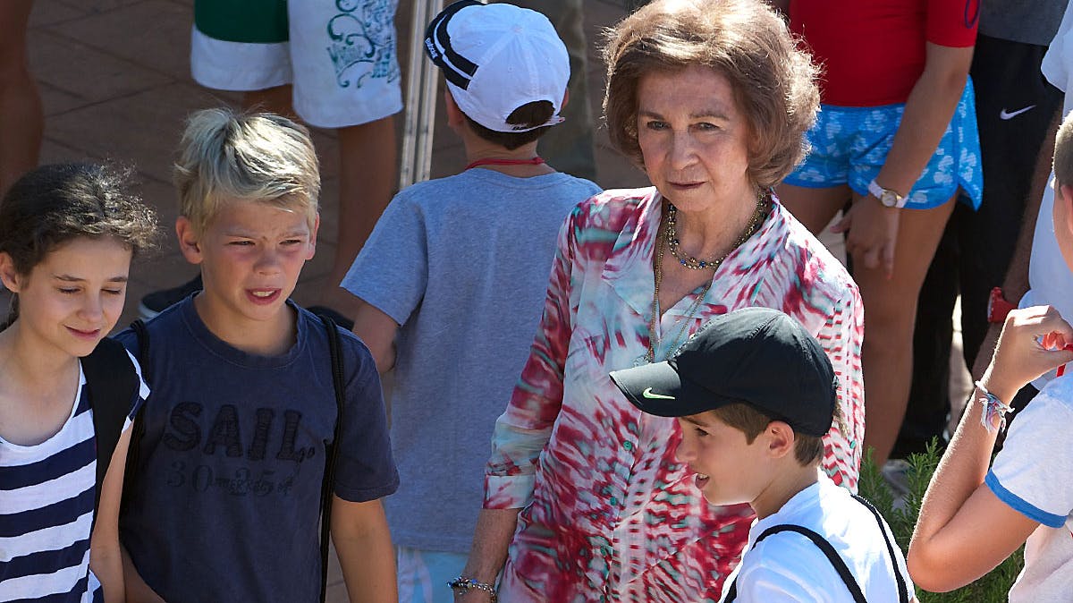 Dronning Sofia med sine børnebørn Victoria Federica Marichalar, Pablo Nicolas Urdangarin, Miguel Urdangarin og Juan Valentin Urdangarin.