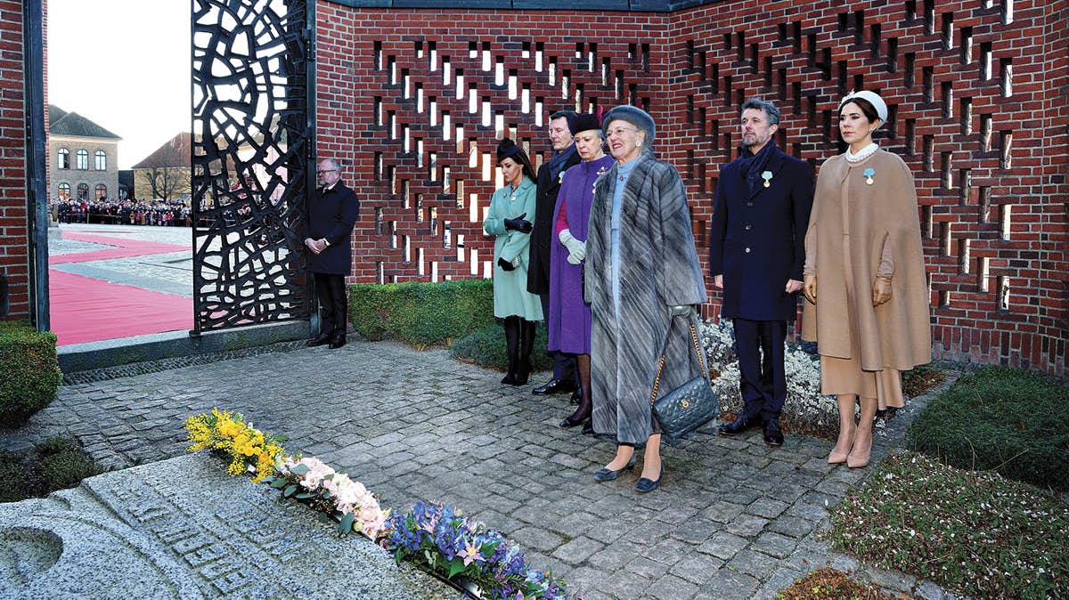 https://imgix.billedbladet.dk/storage_1/media/gravsted_04.jpg