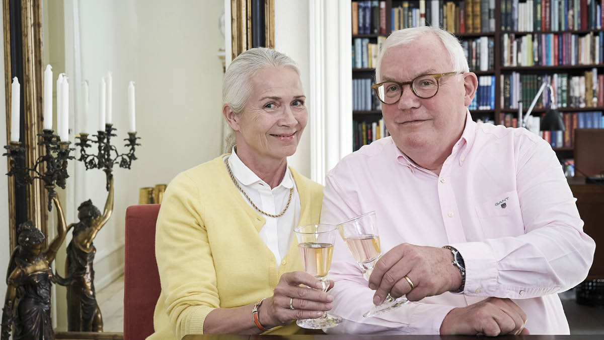 Politisk kommentator Hans Engell: Her er hans store kærlighed |  BILLED-BLADET