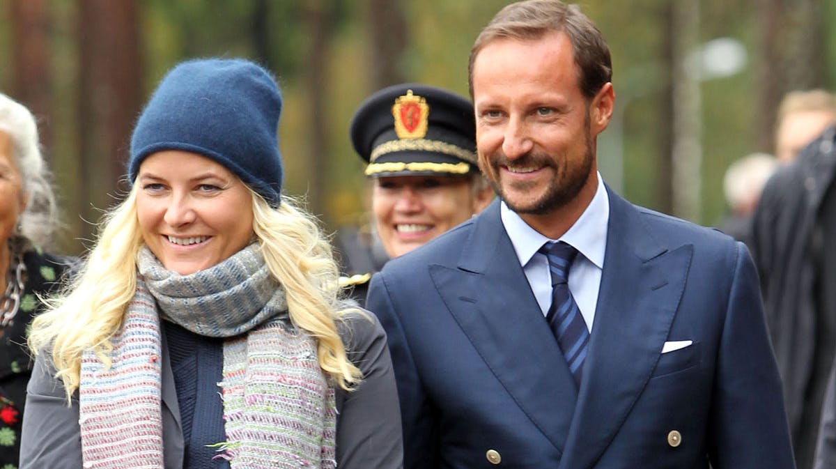 Kronprinsesse Mette-Marit og kronprins Haakon tidligere på efteråret.