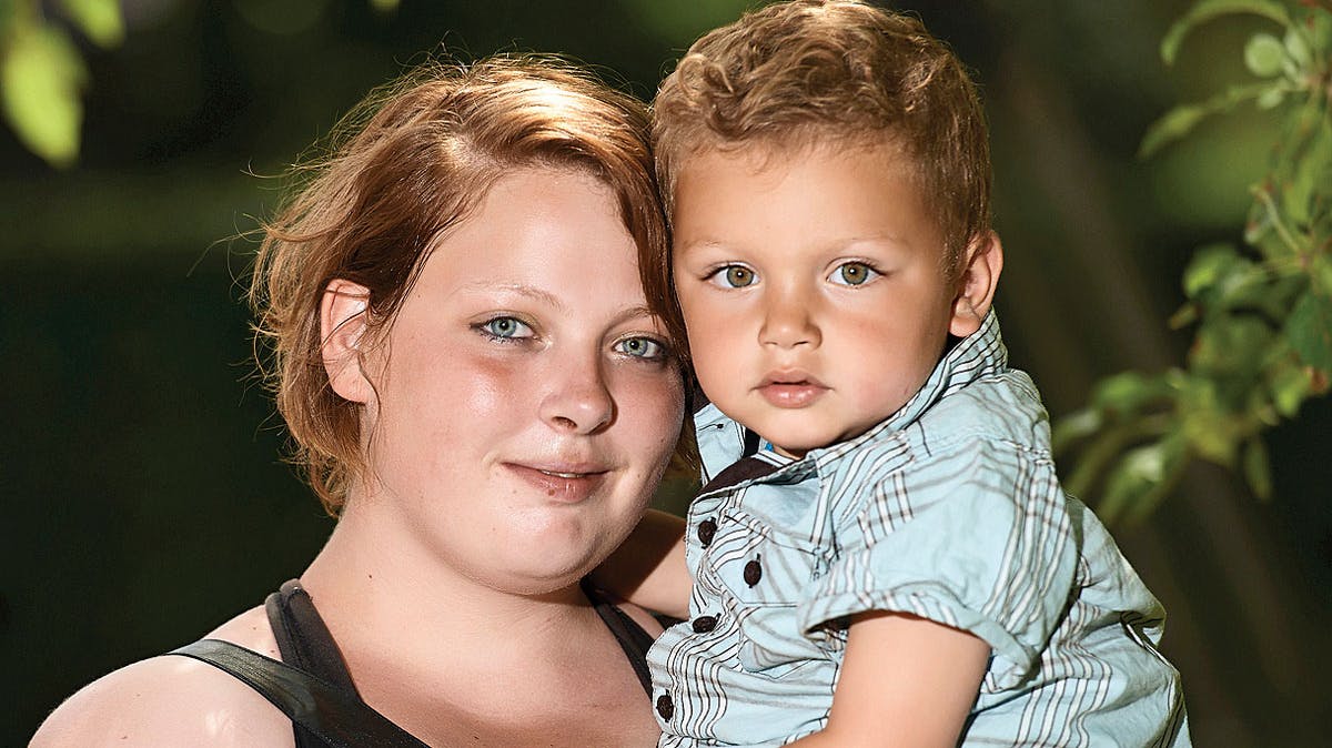 "De unge mødre"-Natacha Nikita med sønnen Remi
