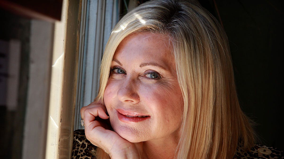En 42-årig entreprenør er fundet død i den australske Grease-stjerne Olivia Newton-Johns hjem i Florida.