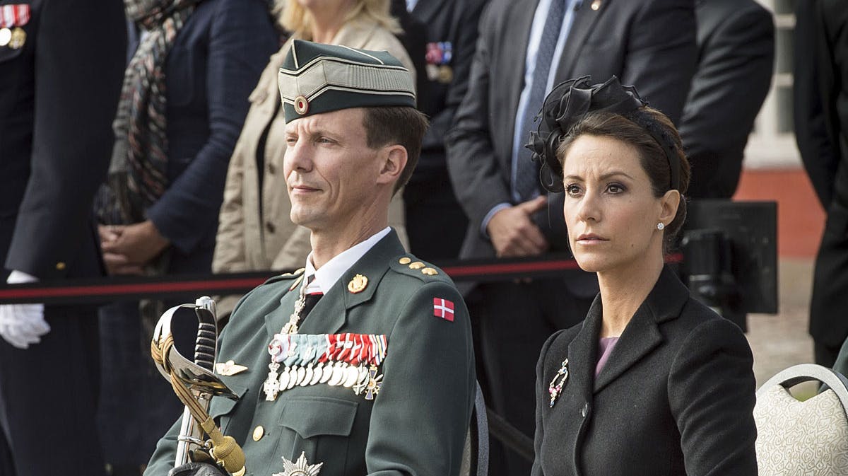 Prins Joachim og prinsesse Marie deltog torsdag ved mindesmærket for de faldne soldater på Kastellet.