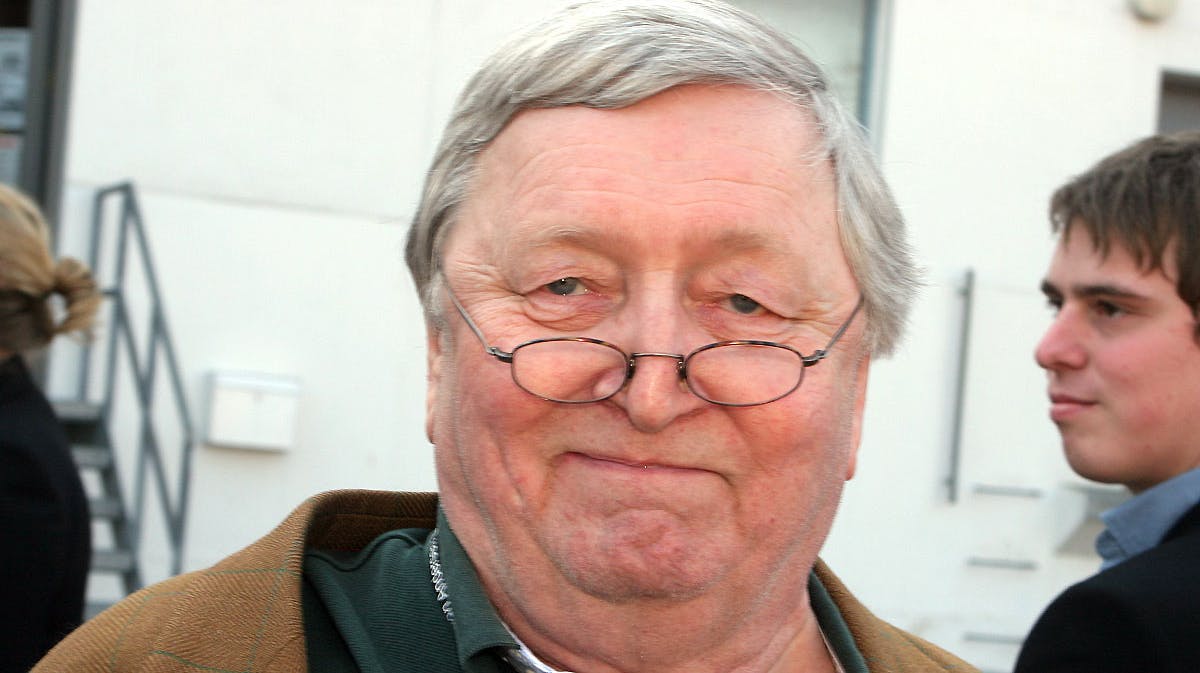 Rolv Wesenlund død og begravelse - Fleksnes