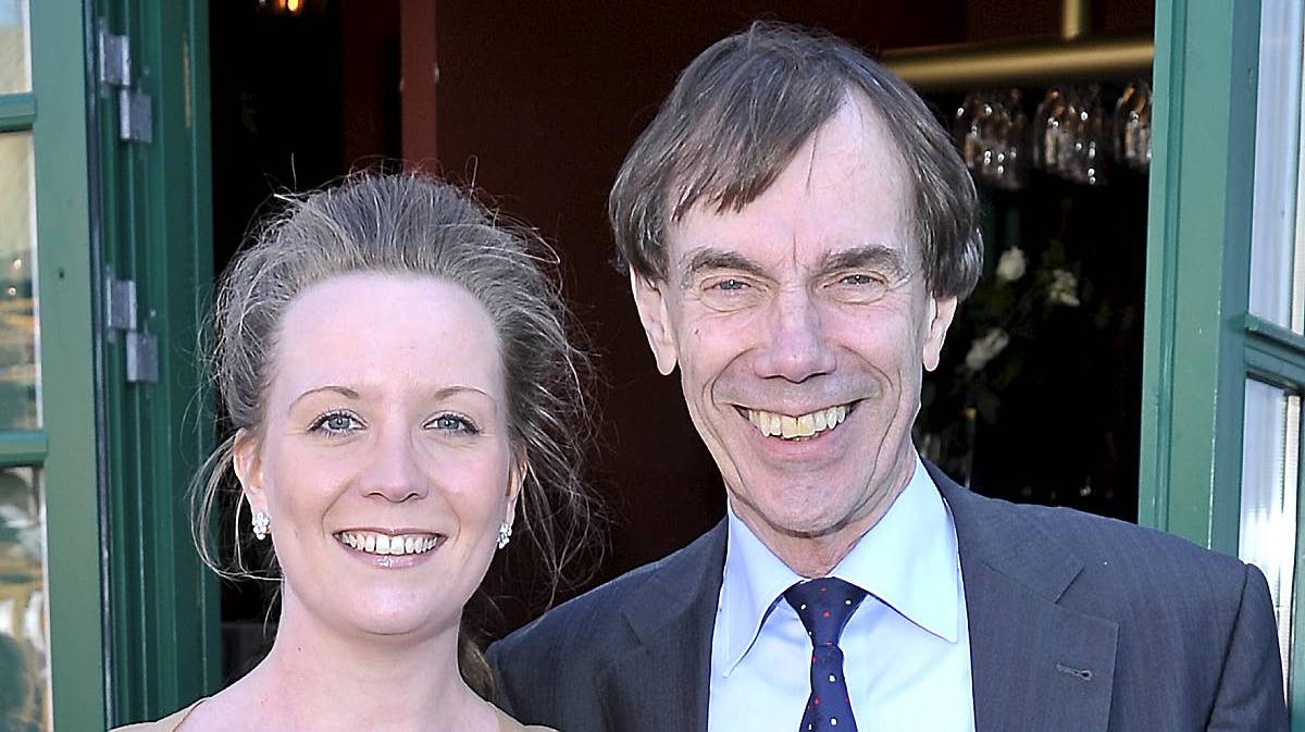Mogens Camre og hans 38 år yngre kone, Lene, danner ikke længere par.