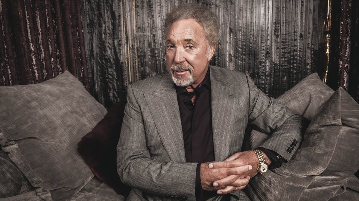 https://imgix.billedbladet.dk/storage_1/media/tom_jones_01.jpg