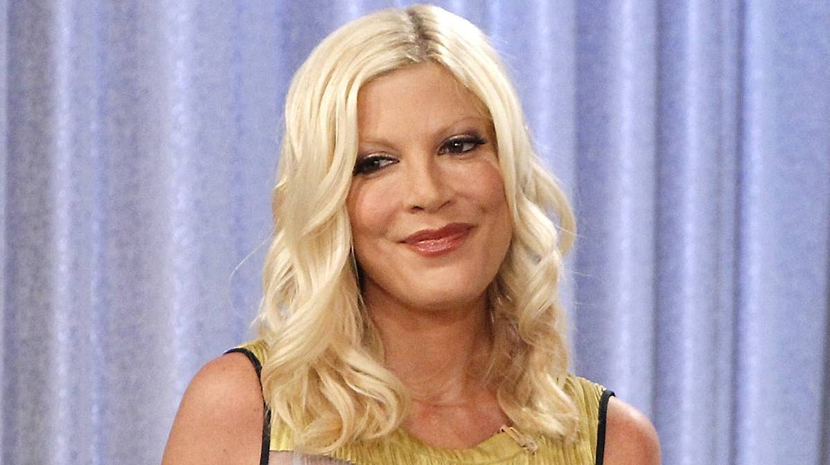 Tori Spelling.
