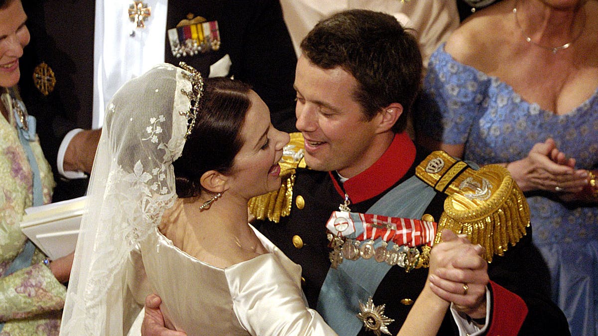 kronprins Frederik og kronprinsesse Mary brudevals