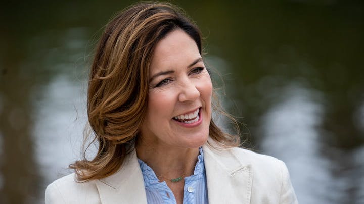 https://imgix.billedbladet.dk/video_thumbnails/JwlgrpF8-HsCD2O98.jpg