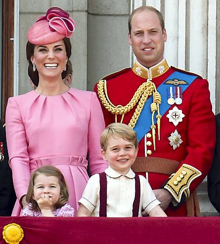 Prins William, hertuginde Catherine, prins George og prinsesse Charlotte.